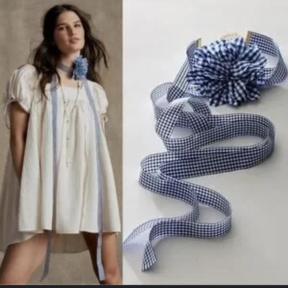 Chic Gingham Ribbon with Floral Detail